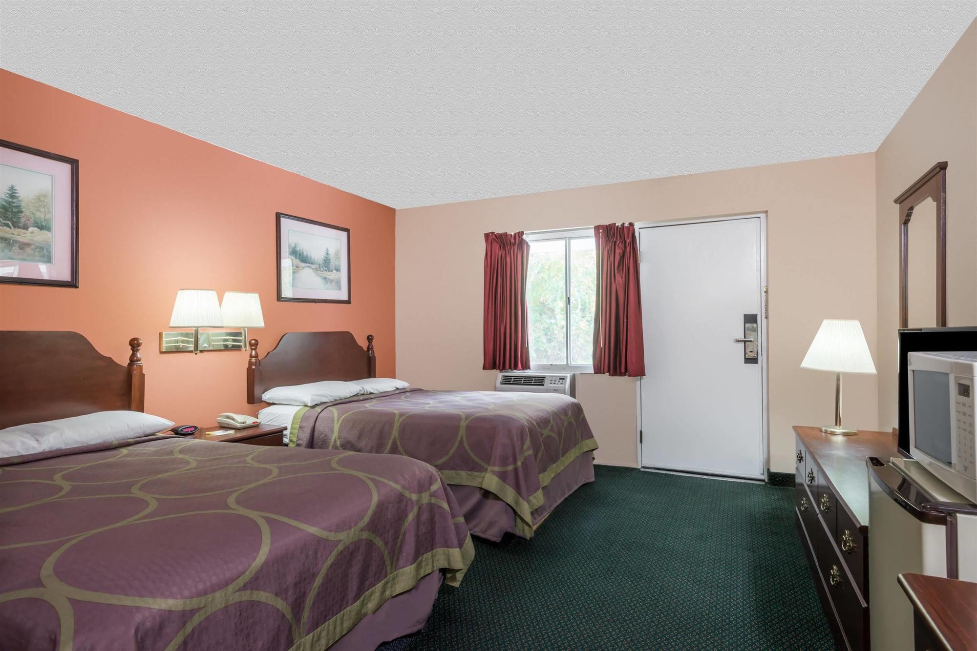 Days Inn By Wyndham Lenox Ma Экстерьер фото